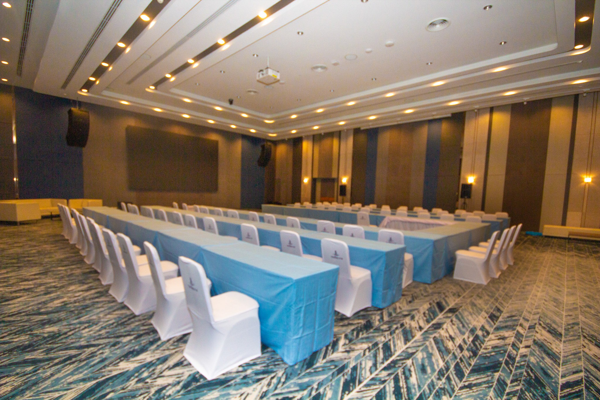 Big Meeting Room