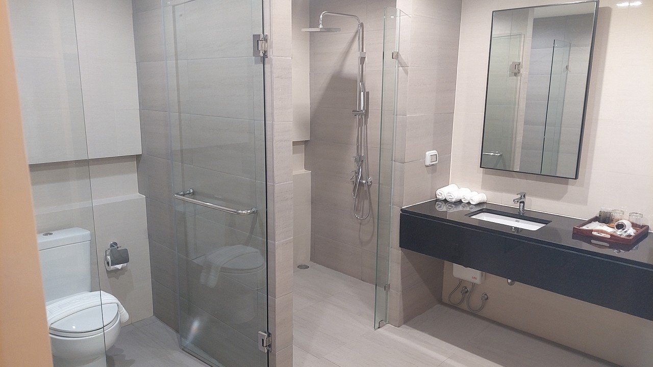 Junior Suite Room