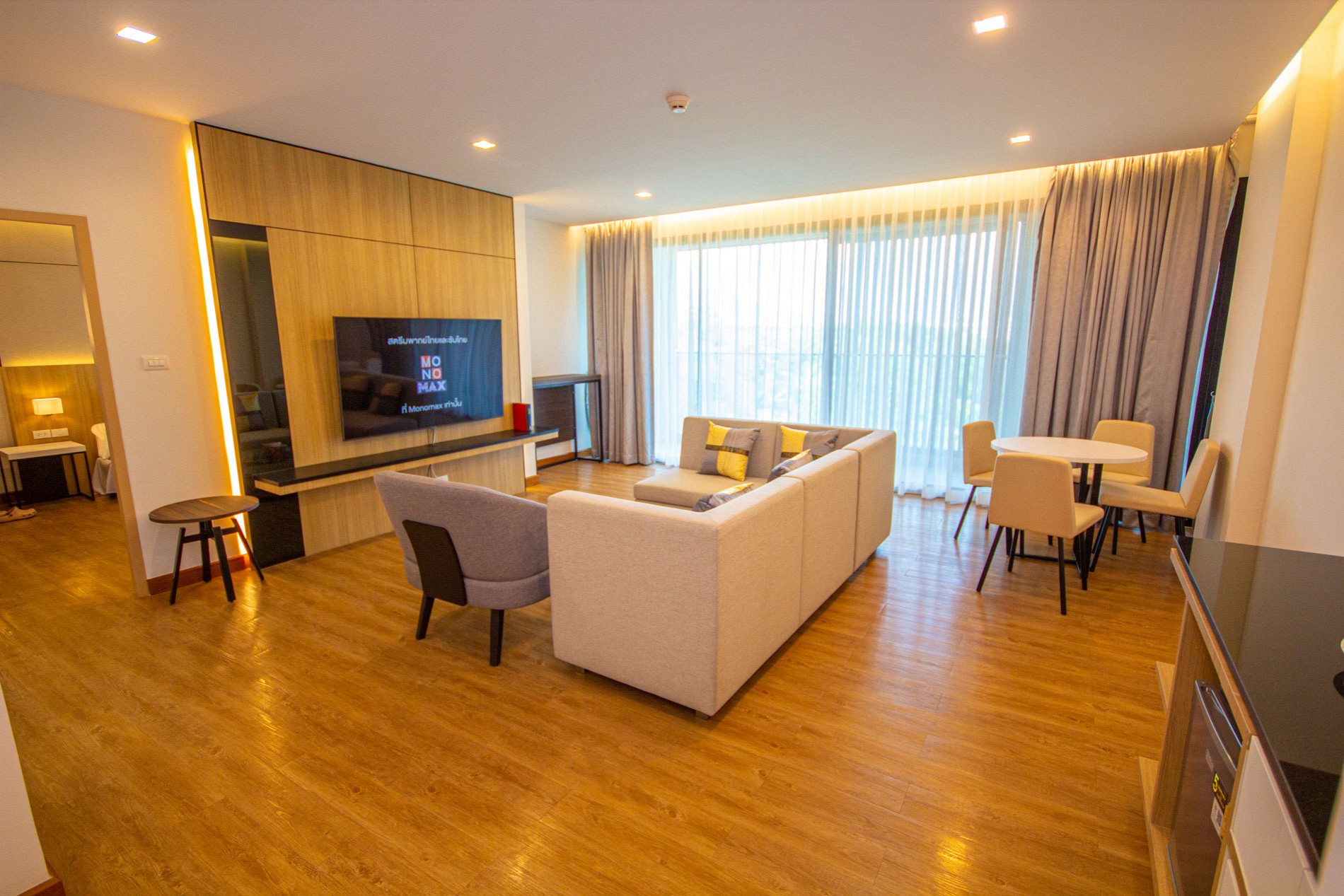 Junior Suite Room