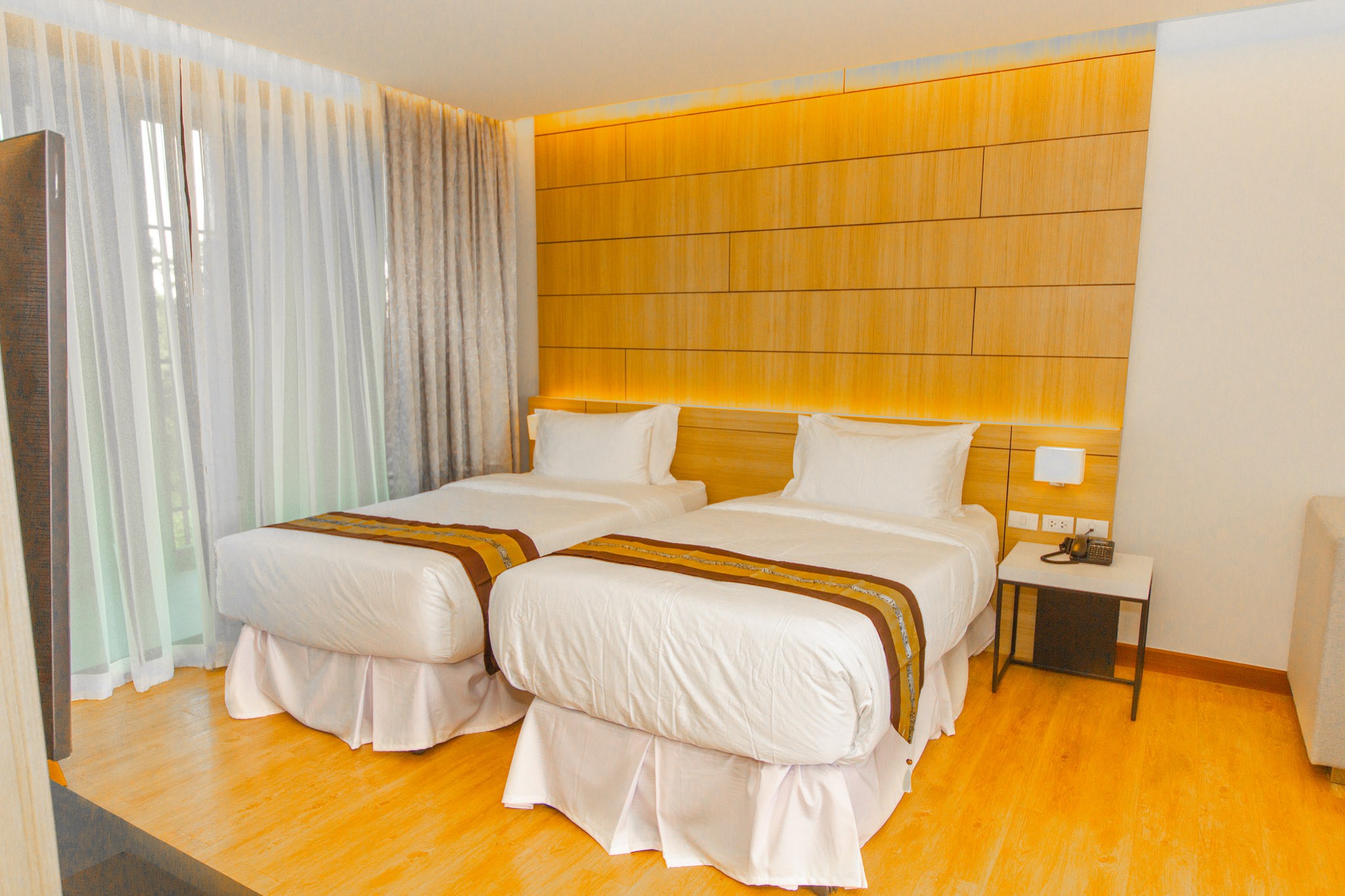 Deluxe Twin Room