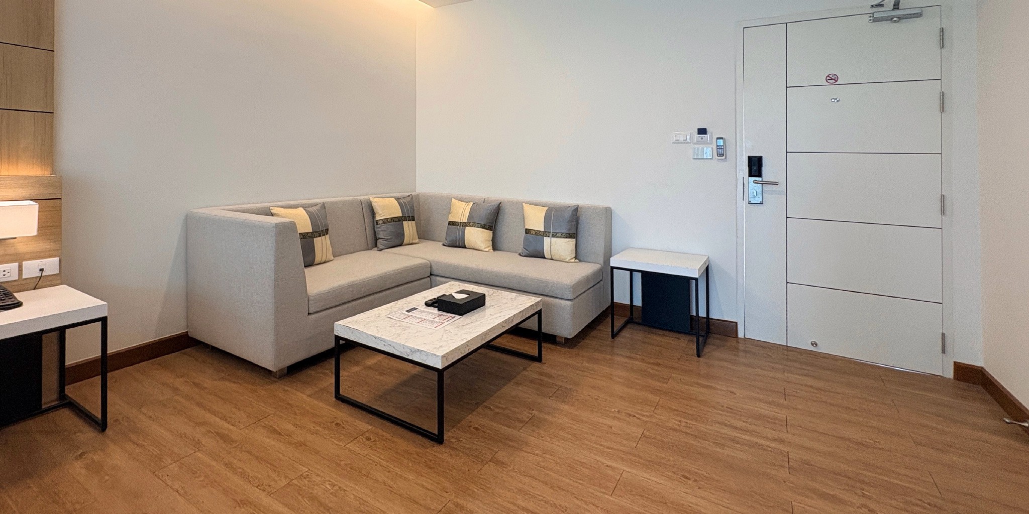 Deluxe Room (Double Bed)